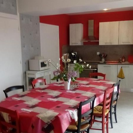 Maison En Pierre De Pays Ségrie エクステリア 写真