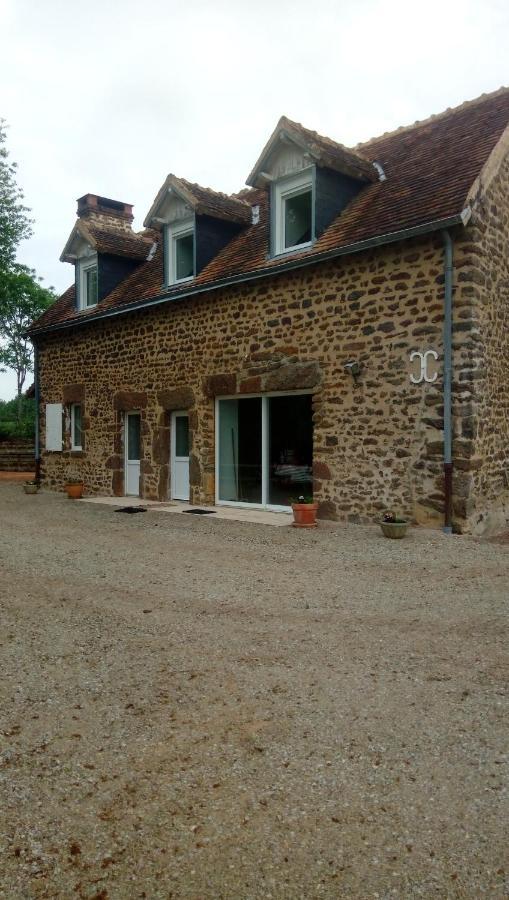 Maison En Pierre De Pays Ségrie エクステリア 写真
